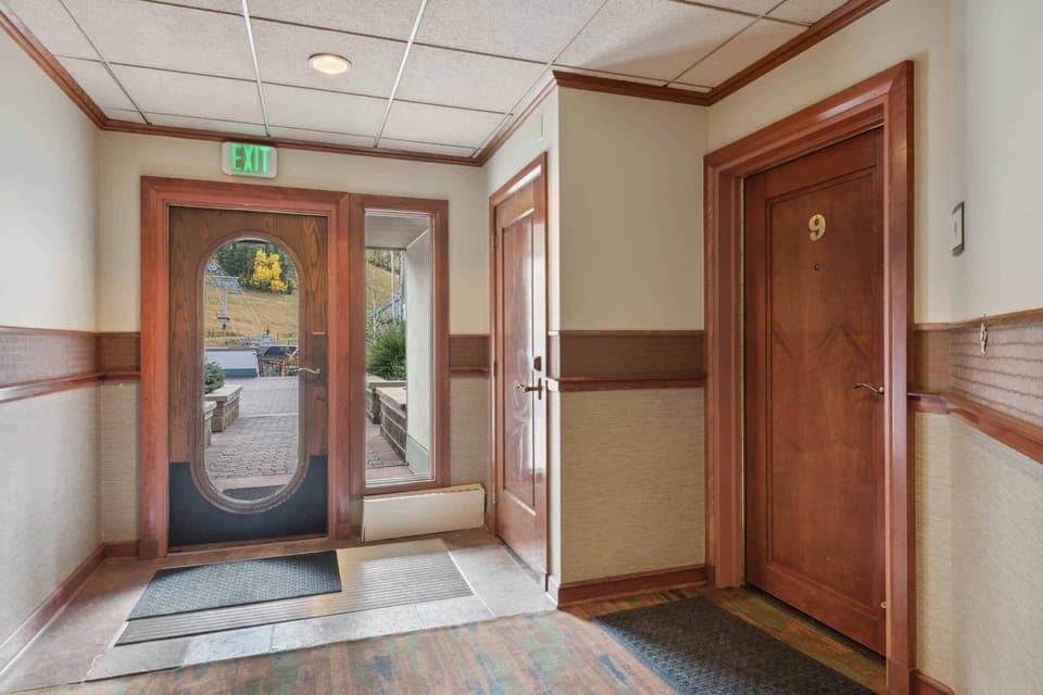 1699273751331-273-18