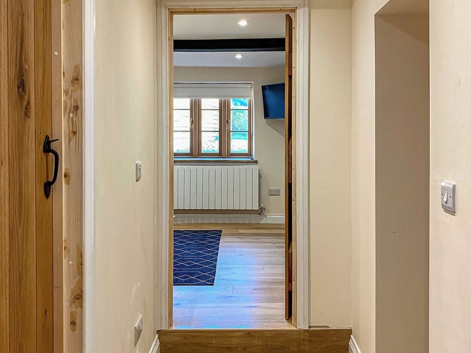 Hallway | Quabbs Head Cottage, Malvern