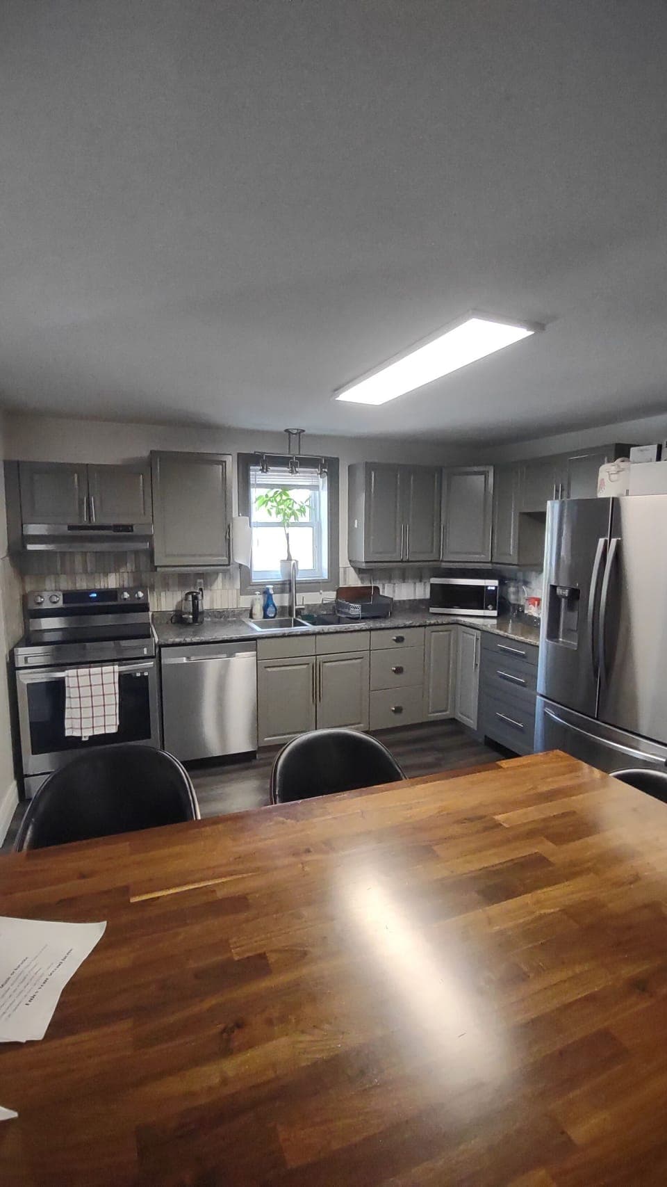 All new main appliances kitchen  just upgrade. 