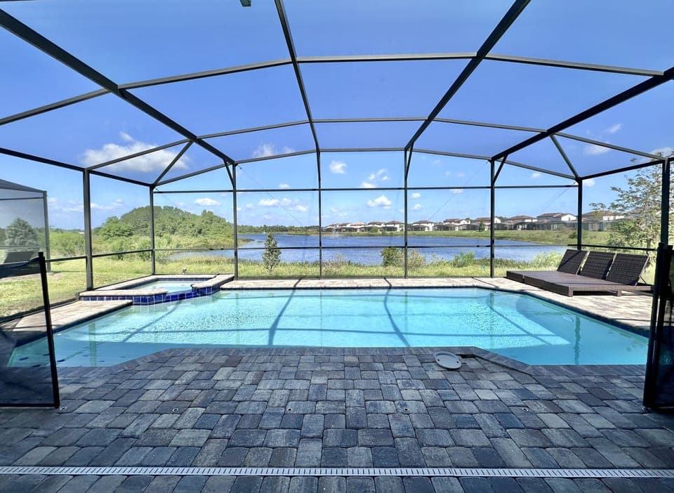 Floor, Pool, Water, Swimming Pool, Garden