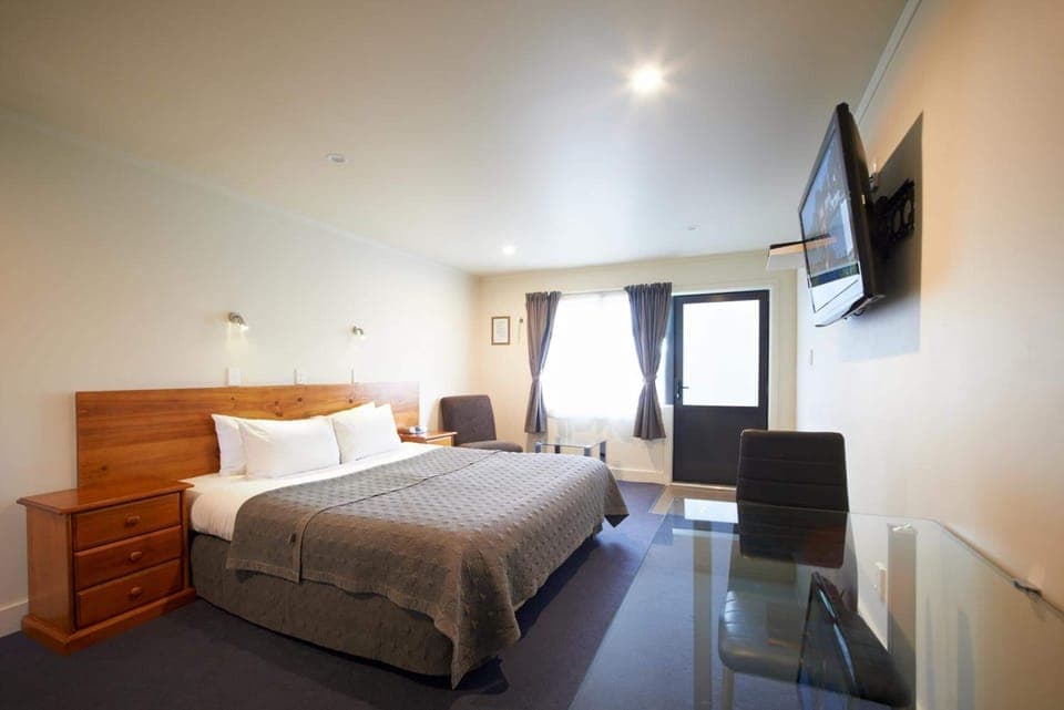 Executive King Studio Spa | Soundproofing, iron/ironing board, free WiFi, bed sheets