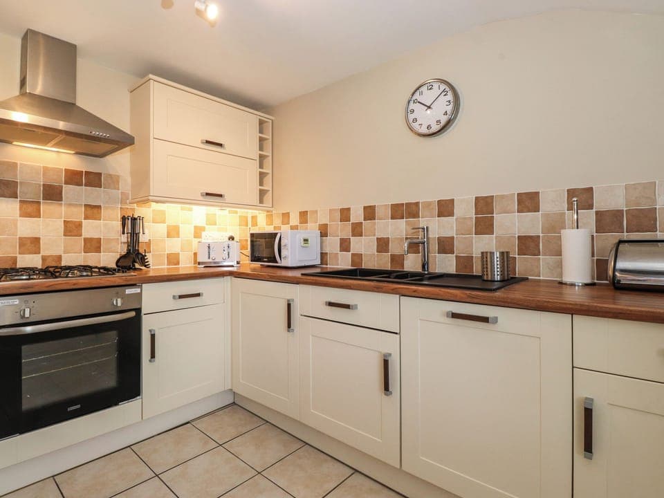 Fridge, dishwasher, electric kettle, toaster