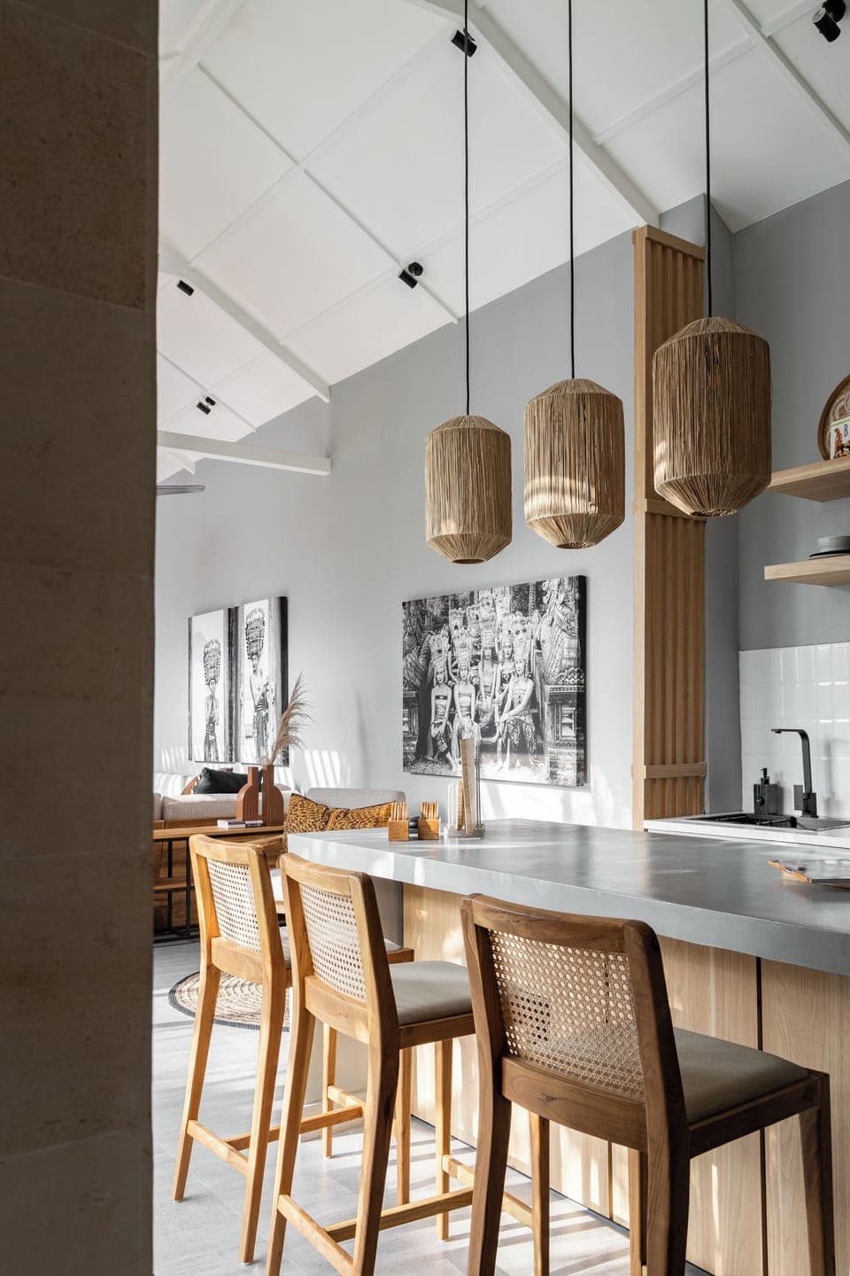 Luxury Villa | Private kitchen | Fridge, microwave, stovetop, coffee/tea maker