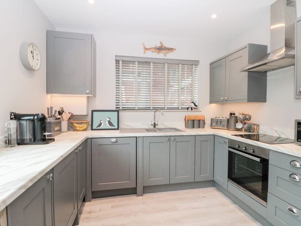 Fridge, dishwasher, electric kettle, toaster