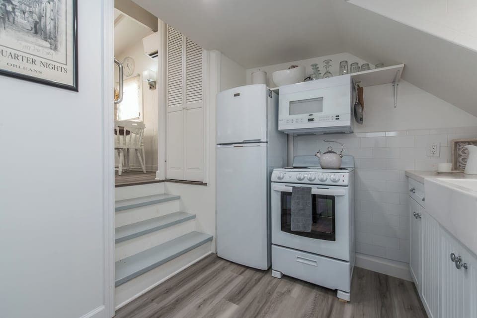 Full Kitchen