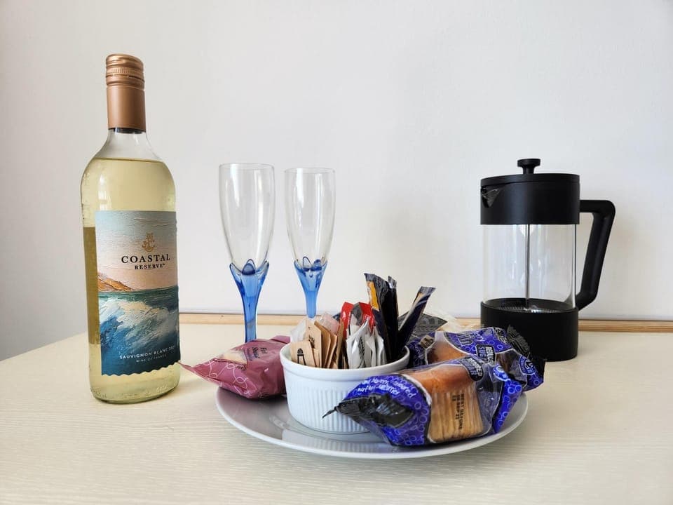 Bay View - 1 Bed Suite - Ocean Breeze - Port Eynon (3481)