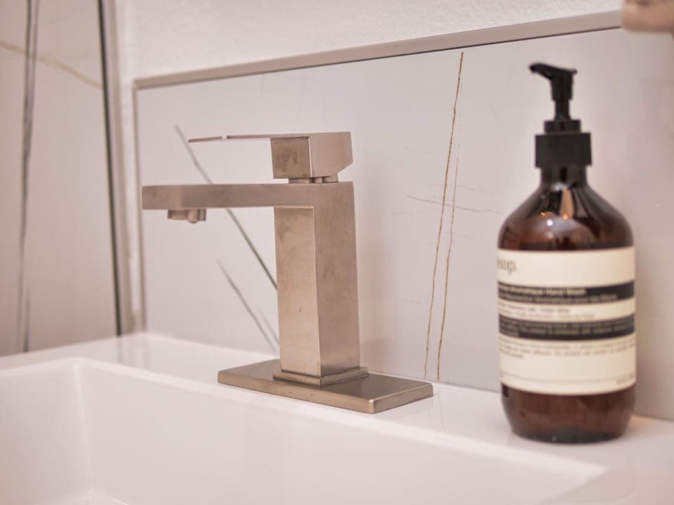 6f8dc7a1-02d3-4940-8dd6-a5968439b950