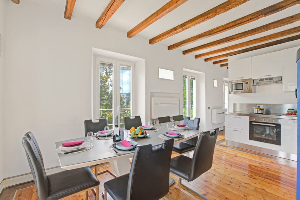 Kitchen and dining area