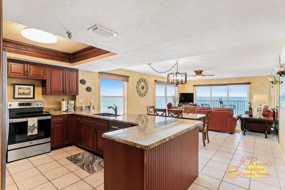 Sea Oats 501 kitchen