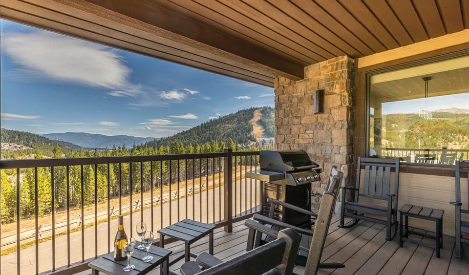 Outdoor Space With Grill & great views