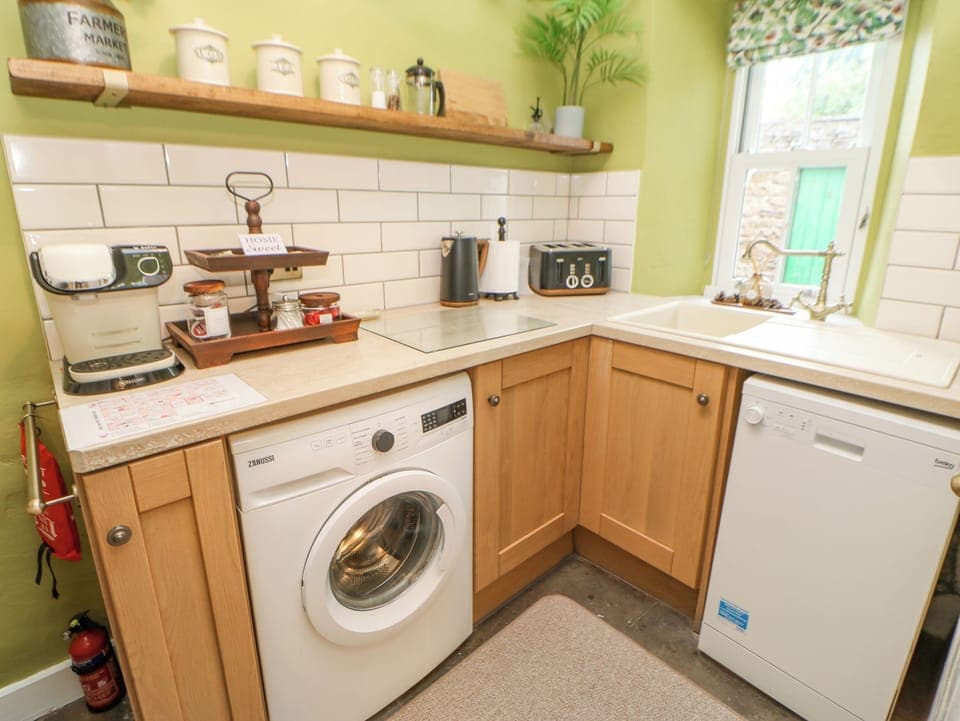 Fridge, dishwasher, electric kettle, toaster