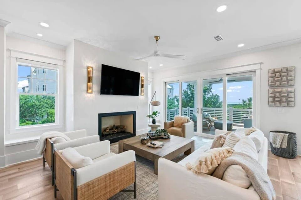 Second Floor Great Room