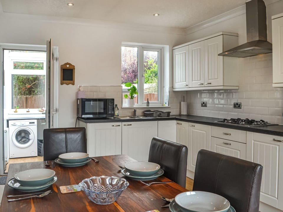 Kitchen/diner | The Beach Hut, Flamborough, near Bridlington