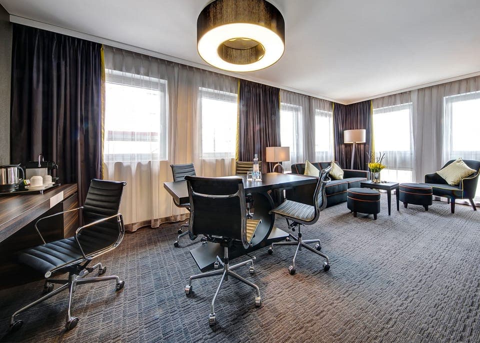 Minibar, in-room safe, desk, soundproofing