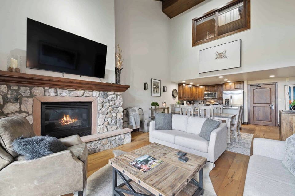 1697052616692-1721-7