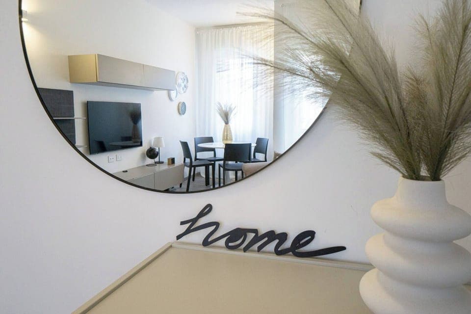 Apartment, 2 Bedrooms, Balcony, City View | Dining