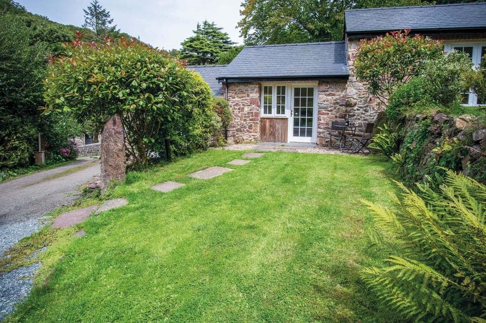 Teilo - 1 Bedroom - St Ishmael's (23148)