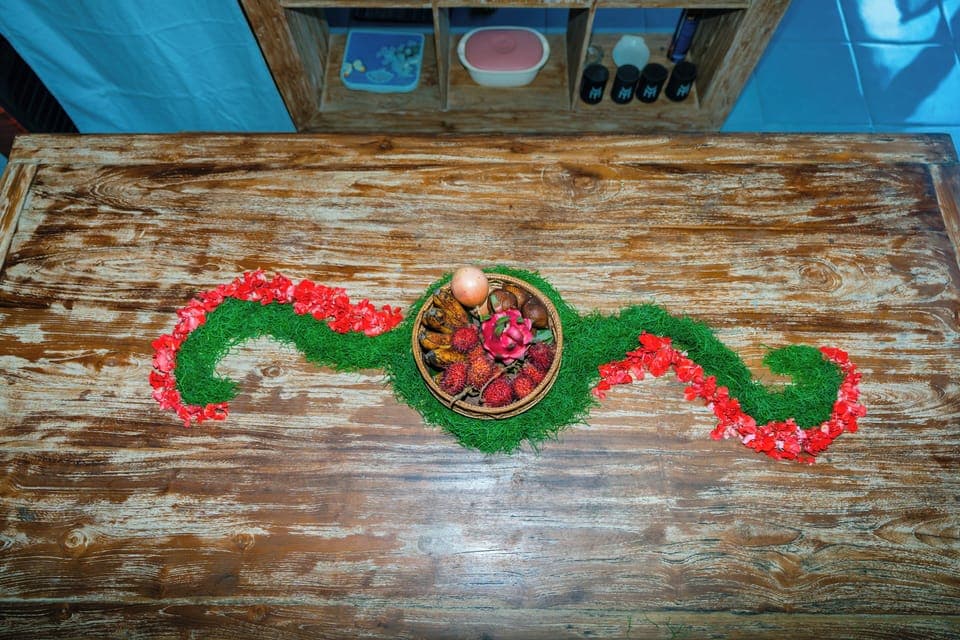 Family Triple Room | Living area | Flat-screen TV