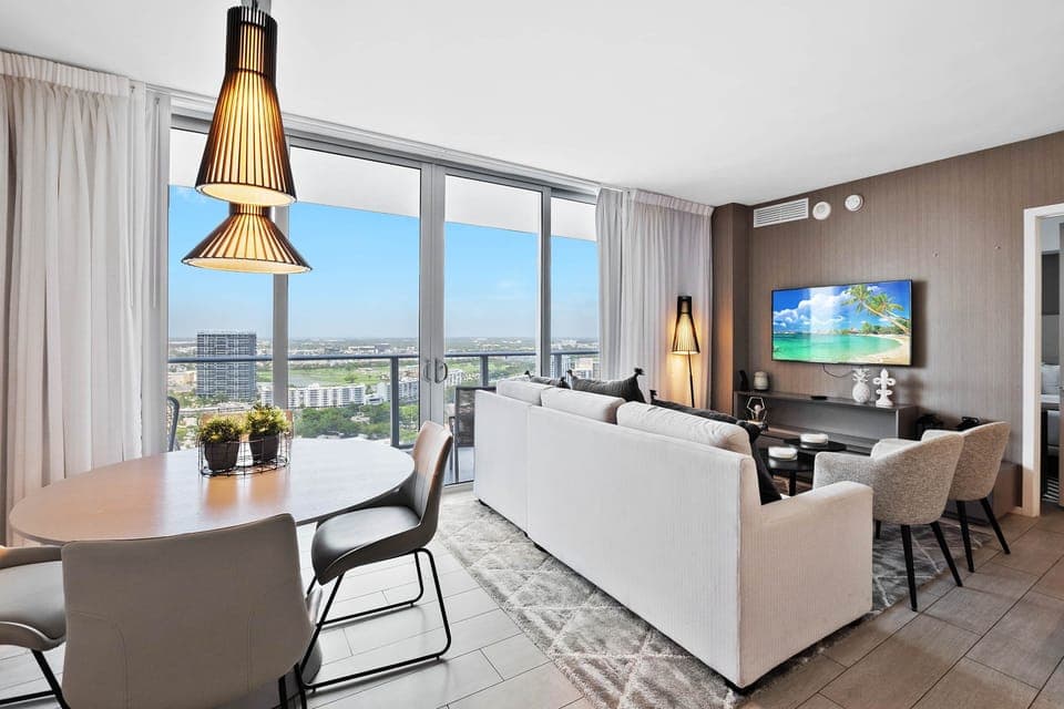 3 print 4010 s ocean dr 2706