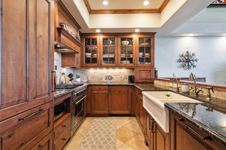 1685568540615-1730-5