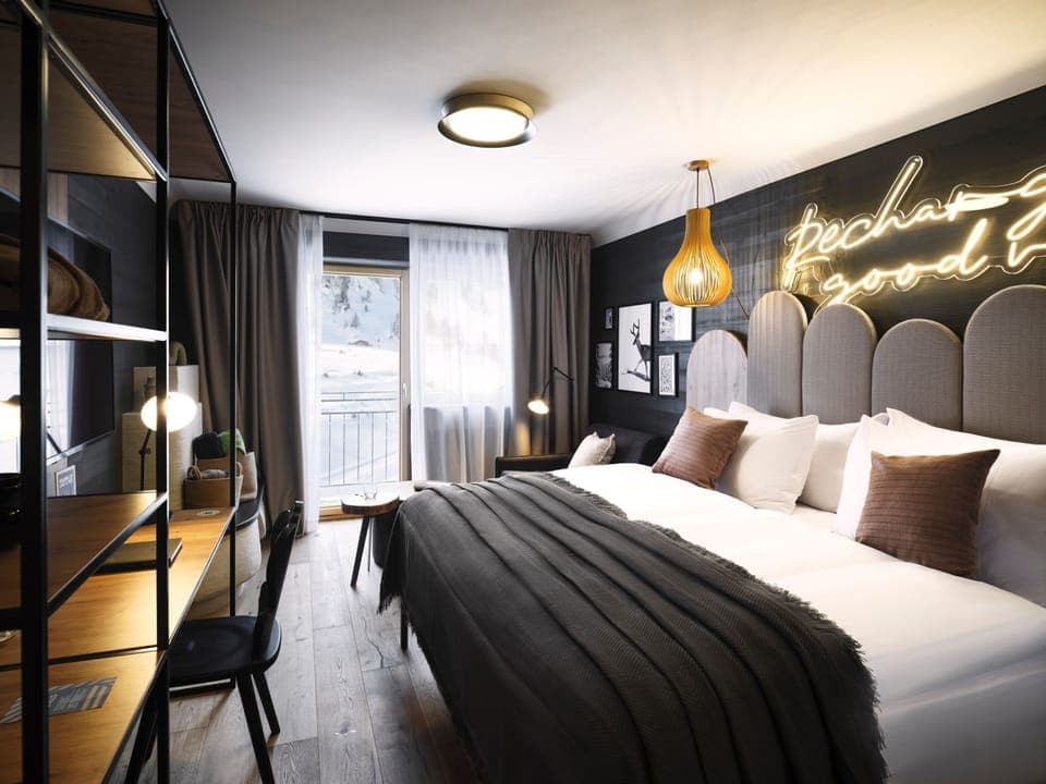 Superior Double or Twin Room (SIZE L FOR 2) | Minibar, desk, iron/ironing board, cribs/infant beds