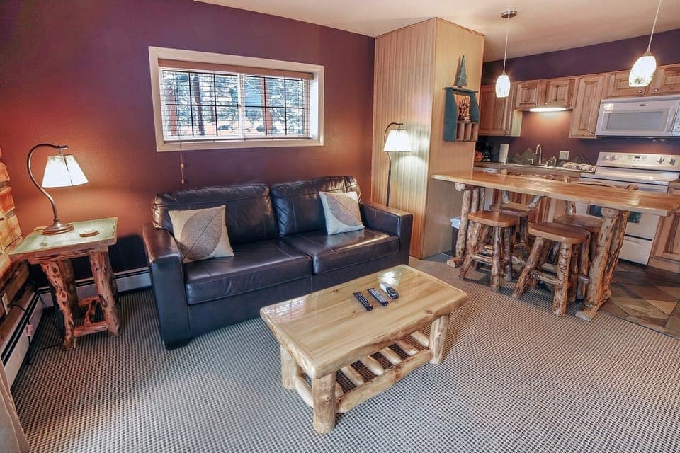 Condo, 1 Bedroom | Living area