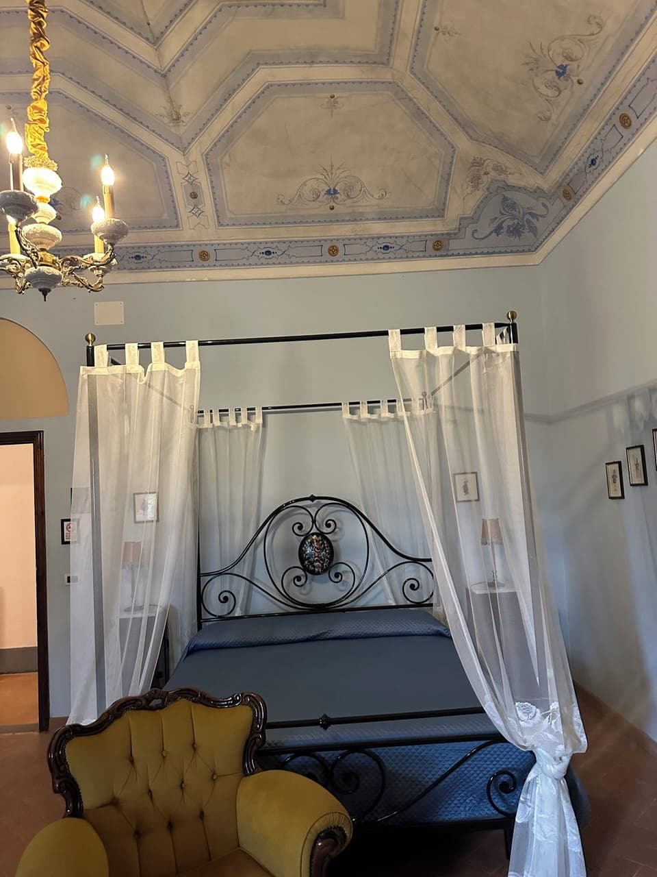 Elite Suite | Iron/ironing board, free WiFi