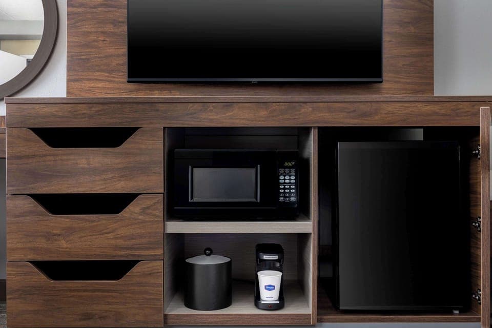 Premium bedding, desk, blackout drapes, iron/ironing board