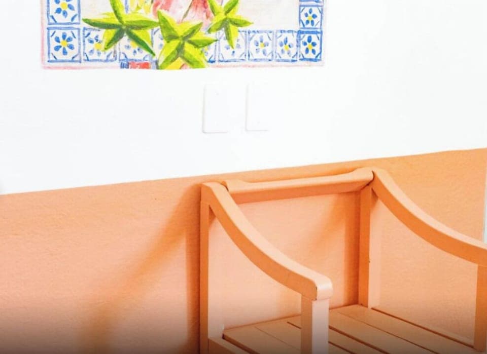 Comfort Room, 1 King Bed | In-room safe, free WiFi, bed sheets