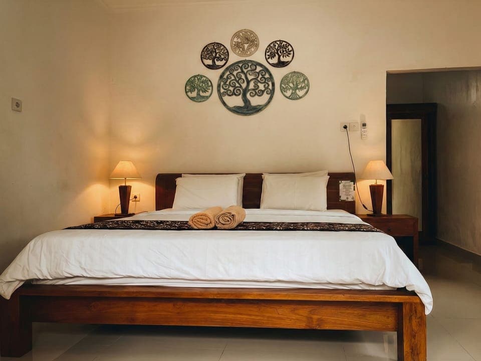 Standard Double Room | Desk, free WiFi, bed sheets