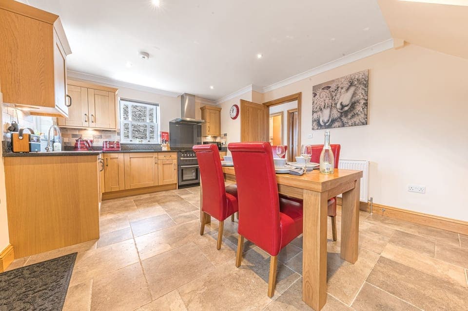 Springbank Cottage in Coniston kitchen