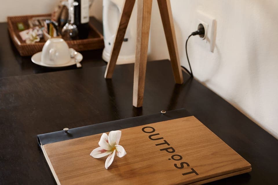 Standard Room | Minibar, in-room safe, individually decorated, desk