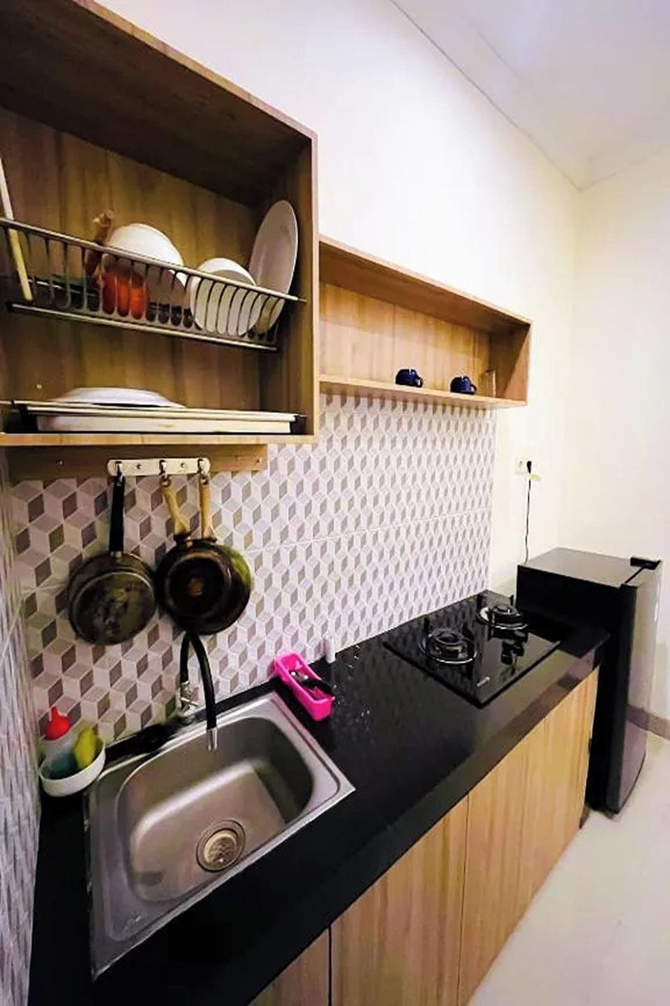 Standard Room, Pool View | Private kitchenette | Coffee/tea maker, electric kettle