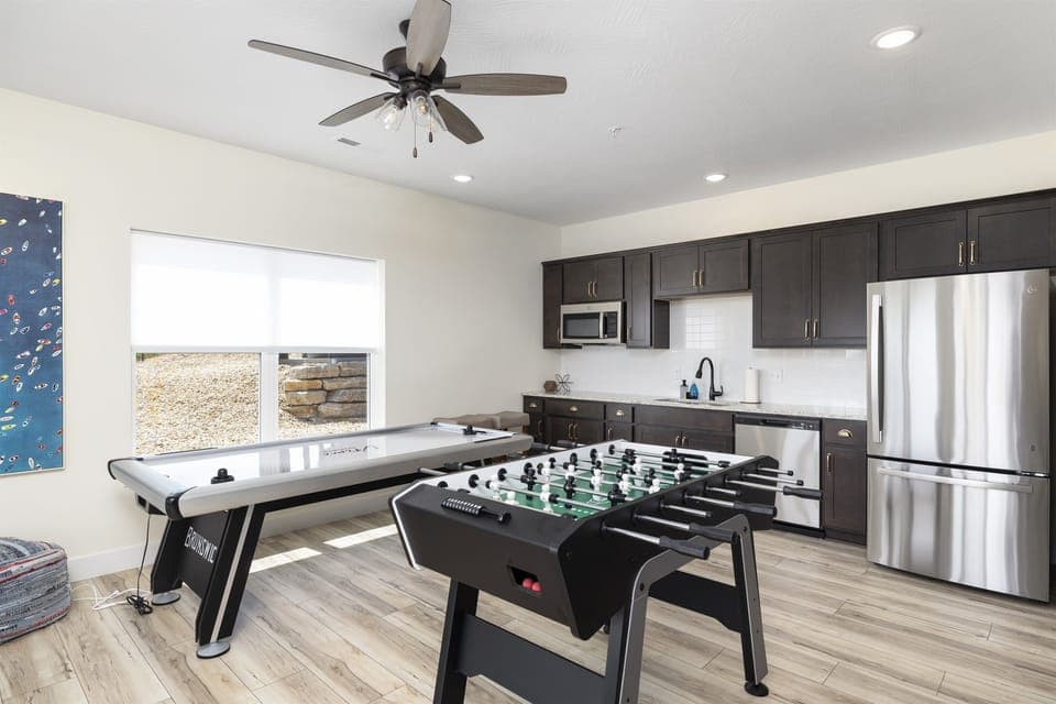 Air Hockey & Fooseball