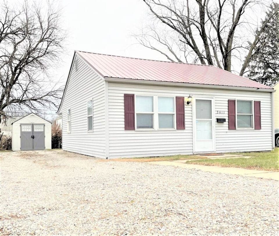 Two bedroom house with plenty of off street parking