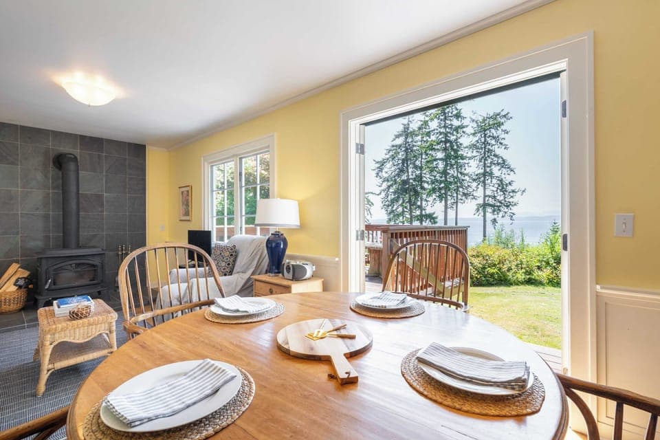 House (1 Bedroom) | Interior