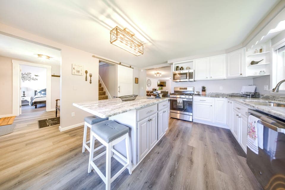 House (3 Bedrooms) | Interior