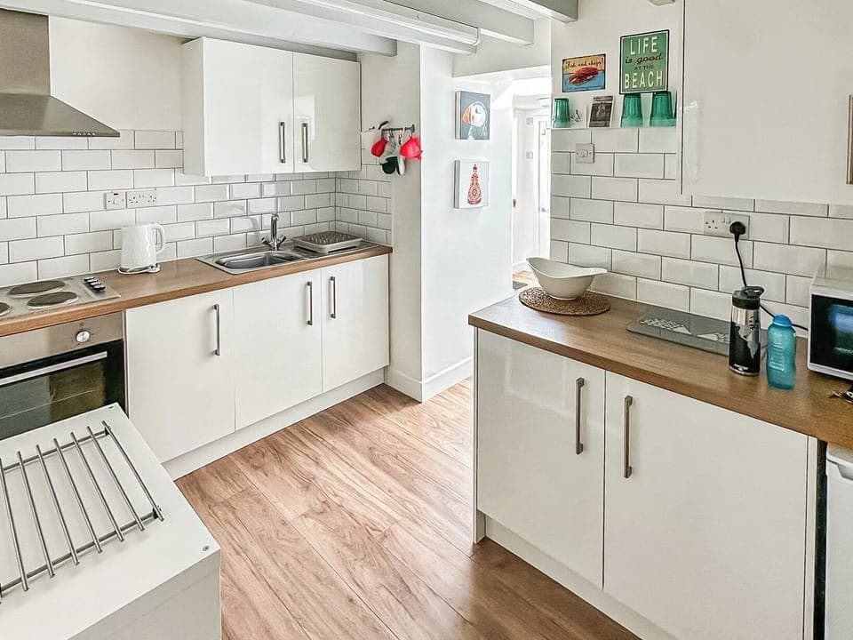 Kitchen | Seren Cottage By The Sea, Malltraeth, near Bodorgan