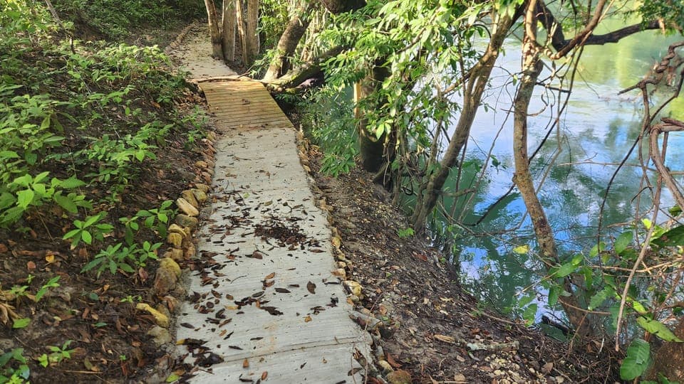 River access path