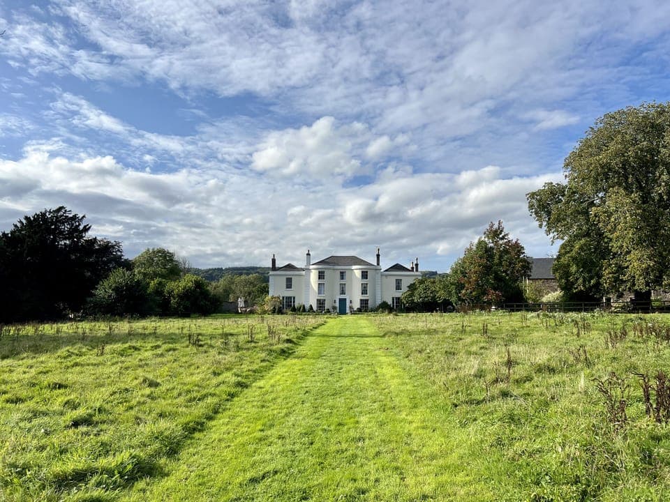 The Old Georgian Rectory - meadow