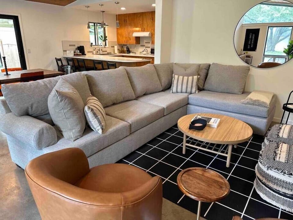 queen memory foam pull out 