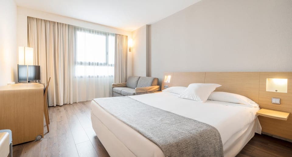 In-room safe, desk, laptop workspace, blackout drapes