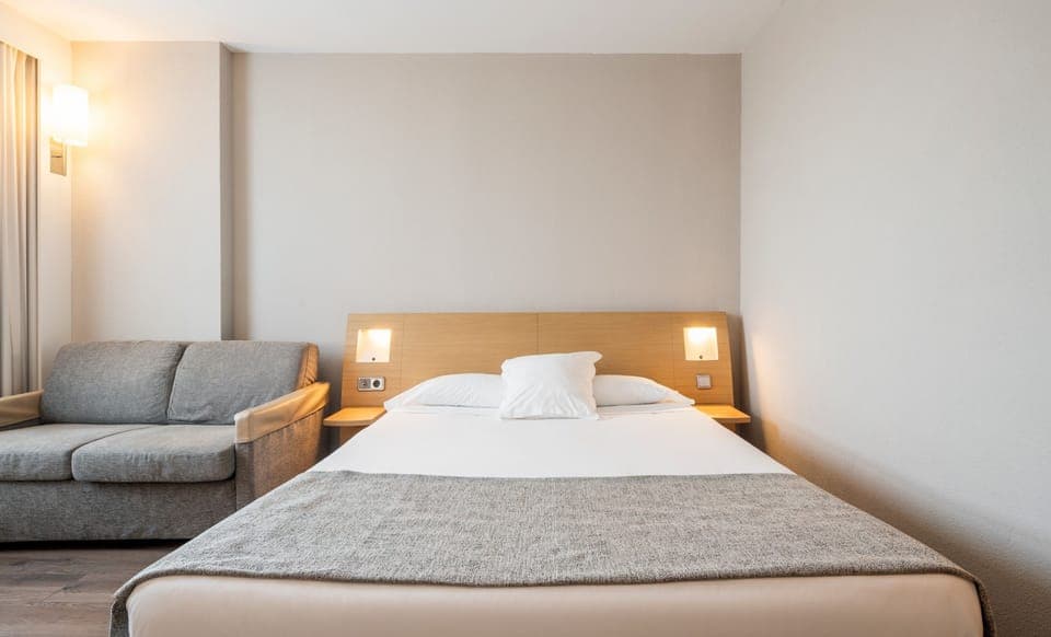 In-room safe, desk, laptop workspace, blackout drapes