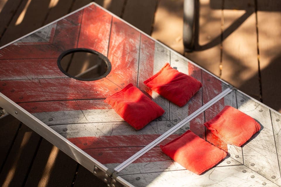 Corn hole provided and kayak rentals on site - we also sell tubes for your convenience!
Have fun with cornhole on the deck, the perfect way to unwind in the shade after exploring New Braunfels or floating the river.
