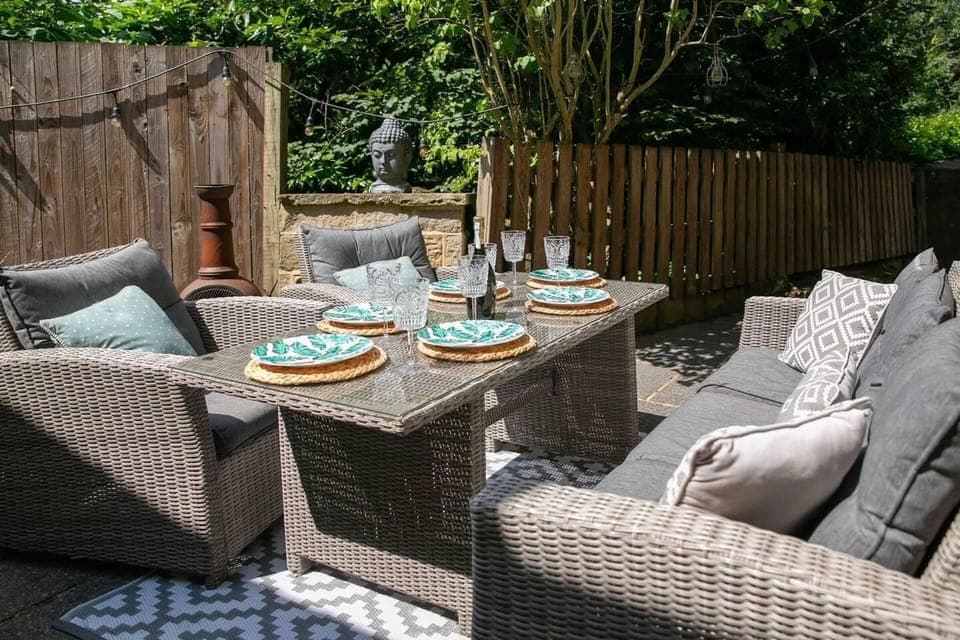 House | Property grounds