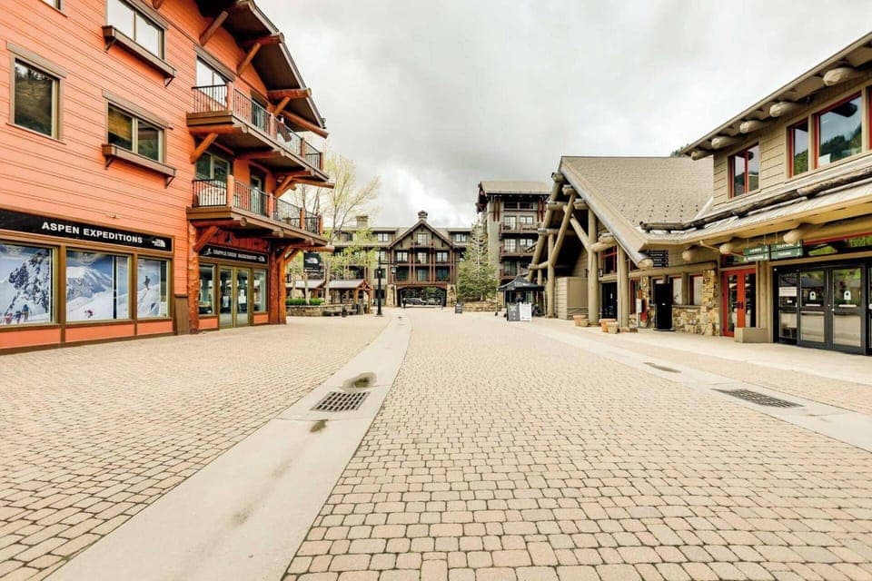 Ski and Snowboard Rentals onsite.