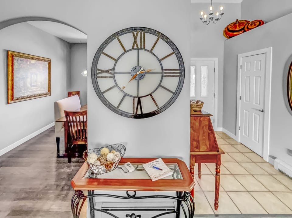 Entry way area