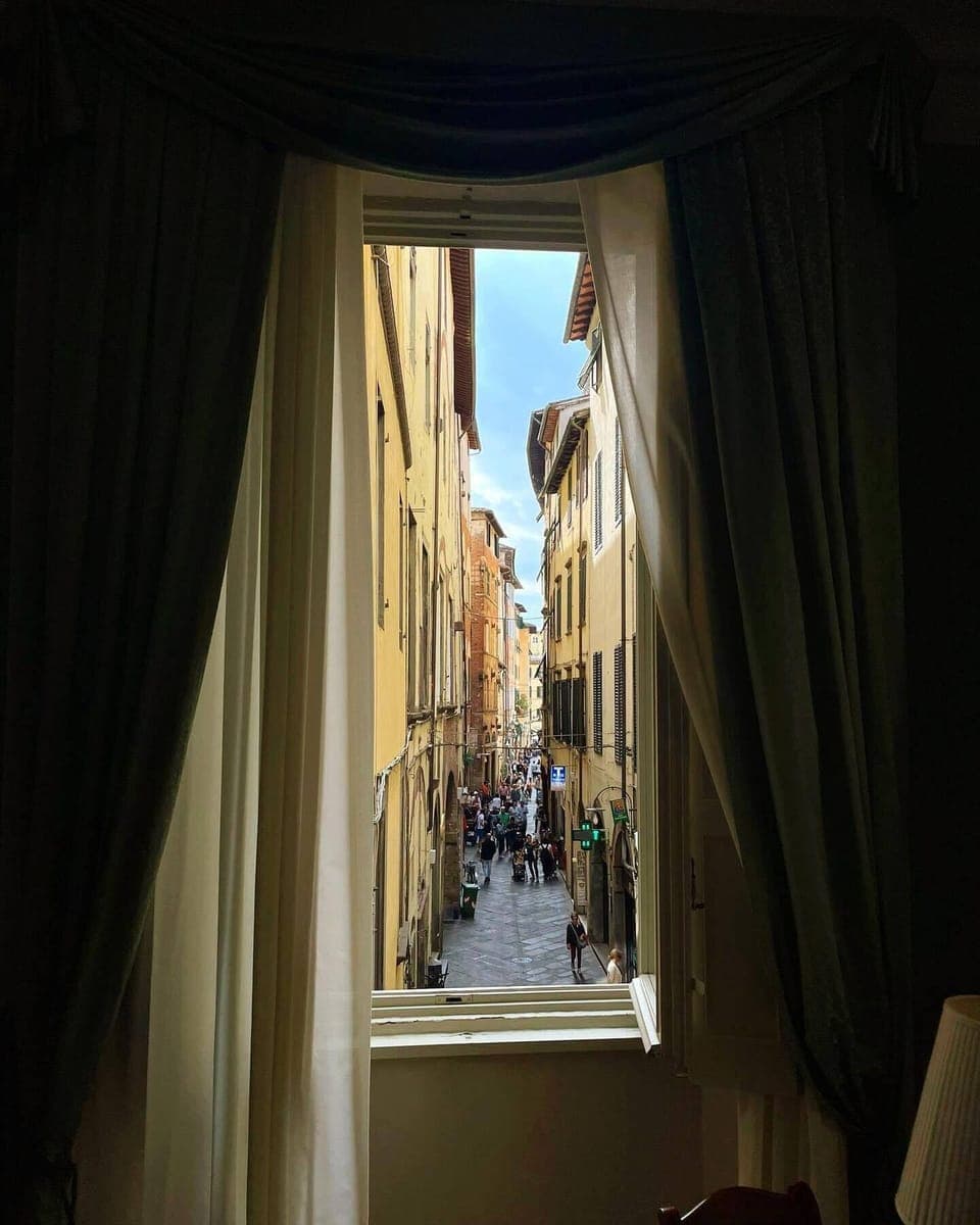 Deluxe Quadruple Room | City view