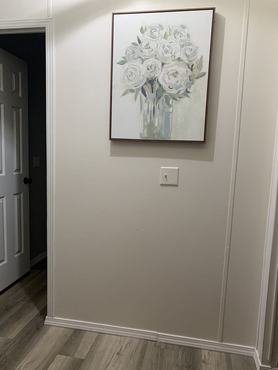 Hallway between bedrooms