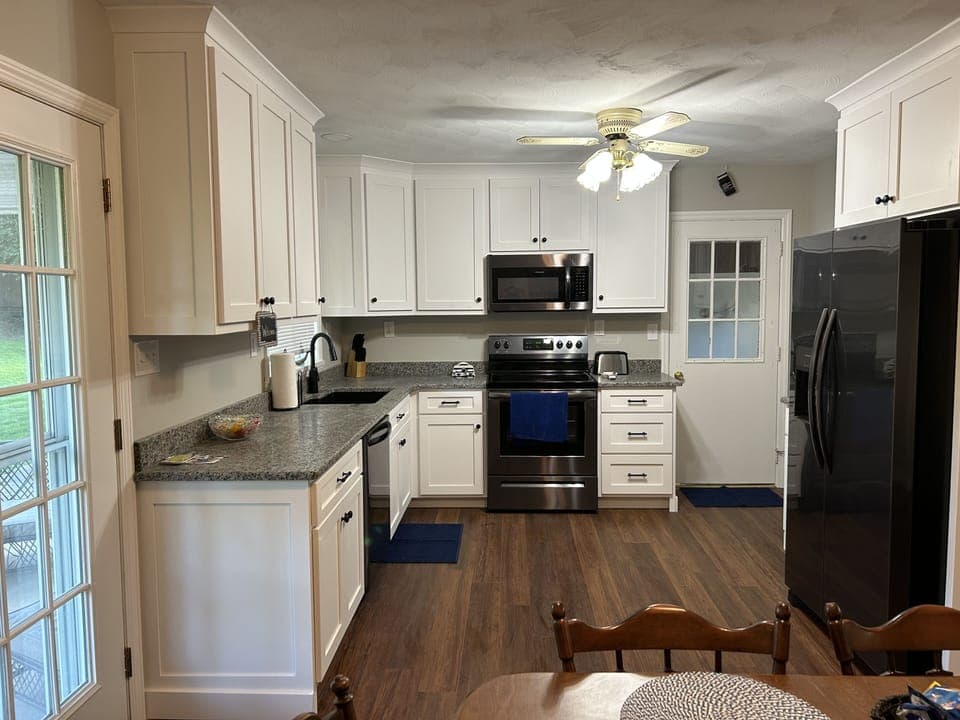 Fully stocked kitchen. Stove/oven, refrigerator, dishwear, coffeemaker, etc